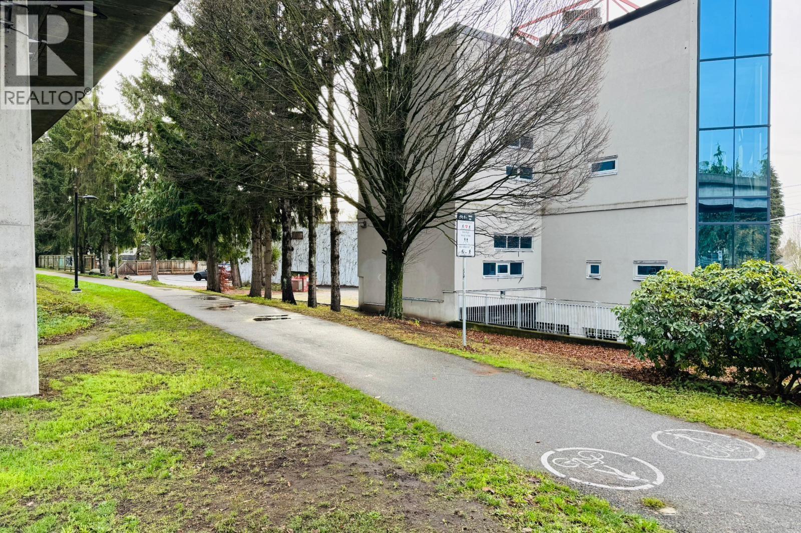 6838 Jubilee Avenue, Burnaby, British Columbia  V5J 4B3 - Photo 4 - C8074090