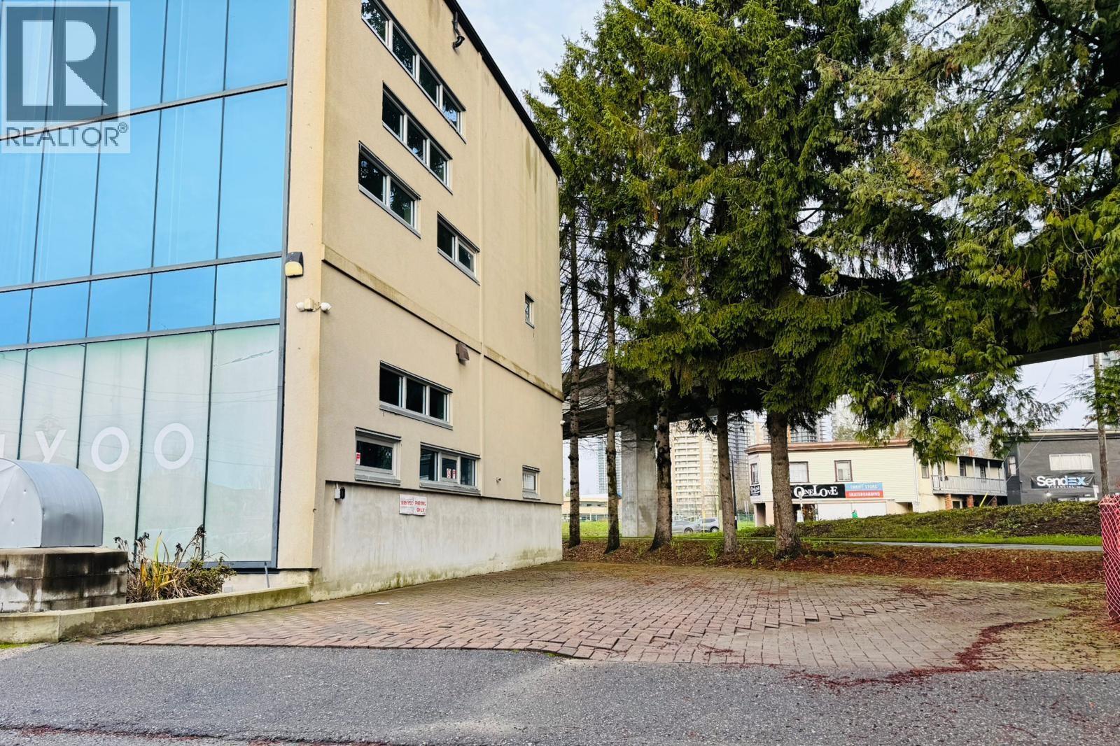 6838 Jubilee Avenue, Burnaby, British Columbia  V5J 4B3 - Photo 5 - C8074090