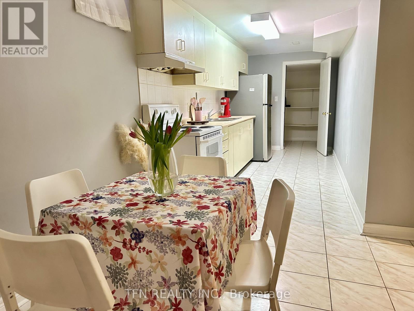 5 Belwood Boulevard, Vaughan, Ontario  L4K 5H4 - Photo 38 - N12454947