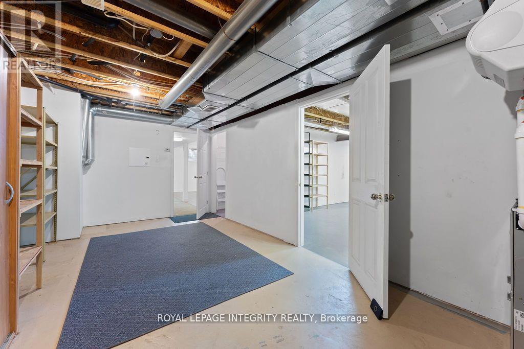 81 Lloydalex Crescent, Ottawa, Ontario  K2S 2E8 - Photo 36 - X12631918