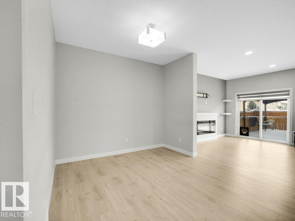 6412 167a Av Nw, Edmonton, Alberta  T5Y 3P7 - Photo 24 - E4468103