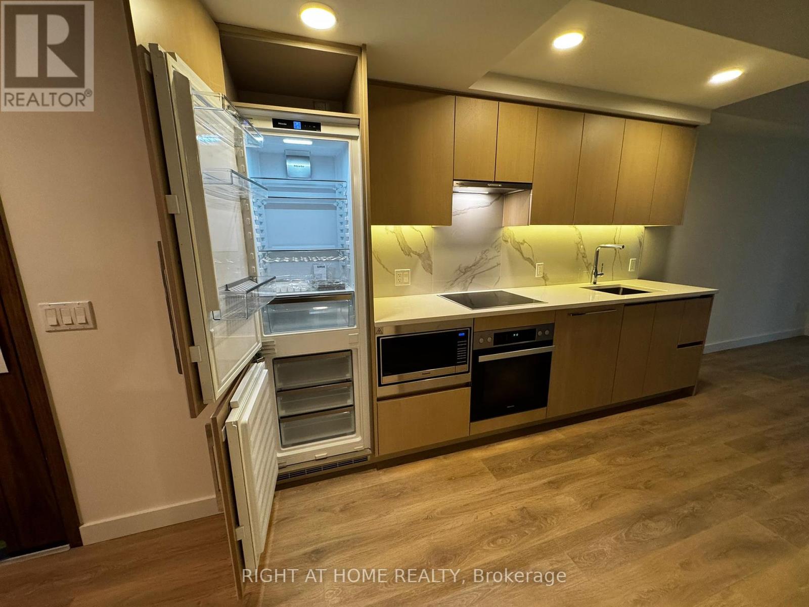 3 Concord Cityplace Way, Toronto, Ontario  M5V 0X4 - Photo 14 - C12631930