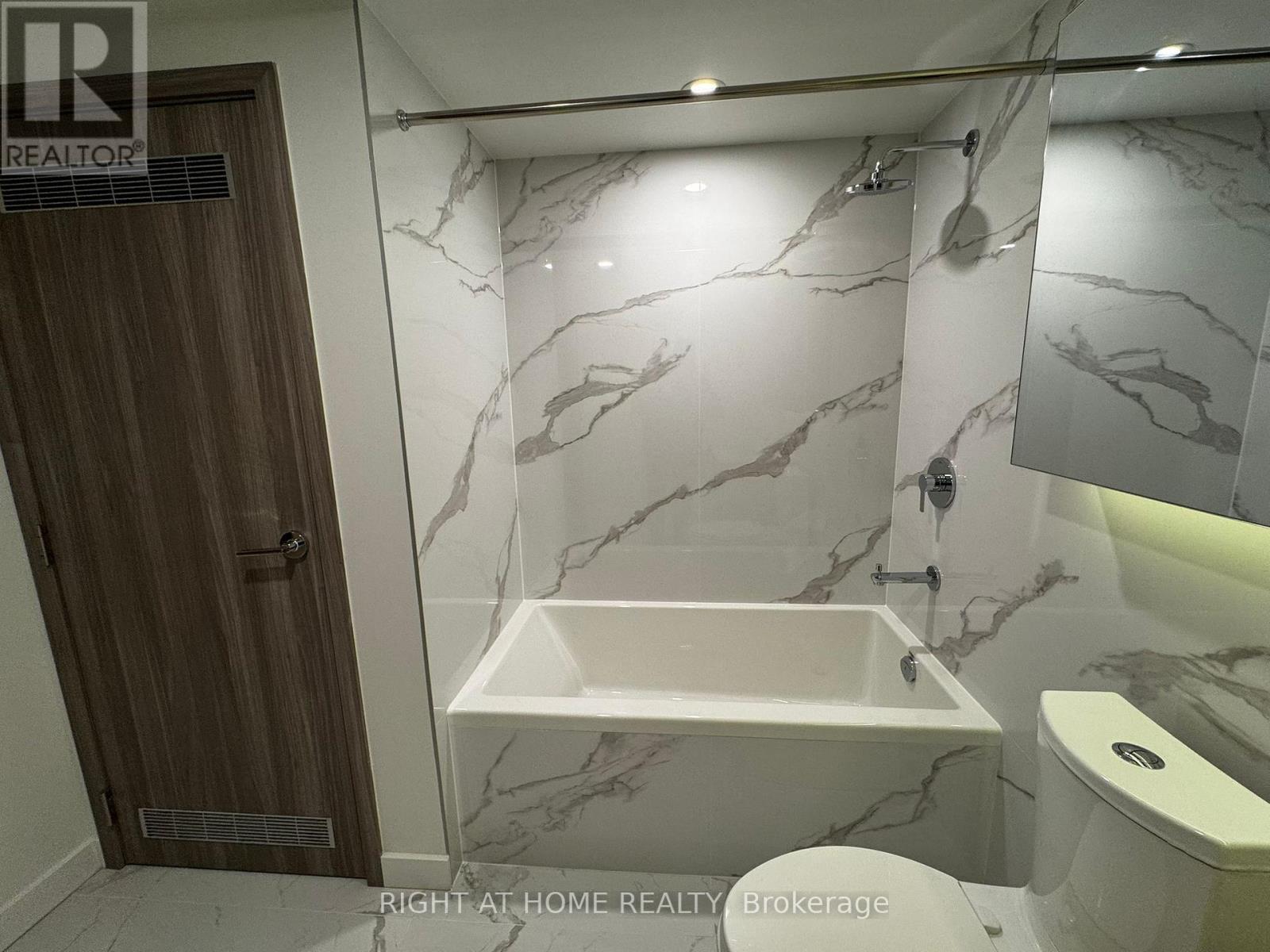 3 Concord Cityplace Way, Toronto, Ontario  M5V 0X4 - Photo 7 - C12631930