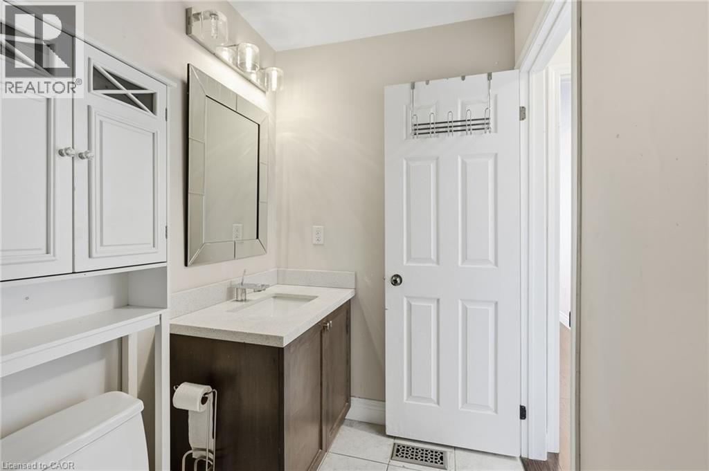 7 Sirente Drive Unit# 48, Hamilton, Ontario  L9A 0B4 - Photo 34 - 40793630