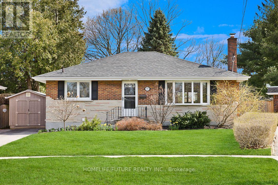 777 EASTGLEN DRIVE, Oshawa, Ontario