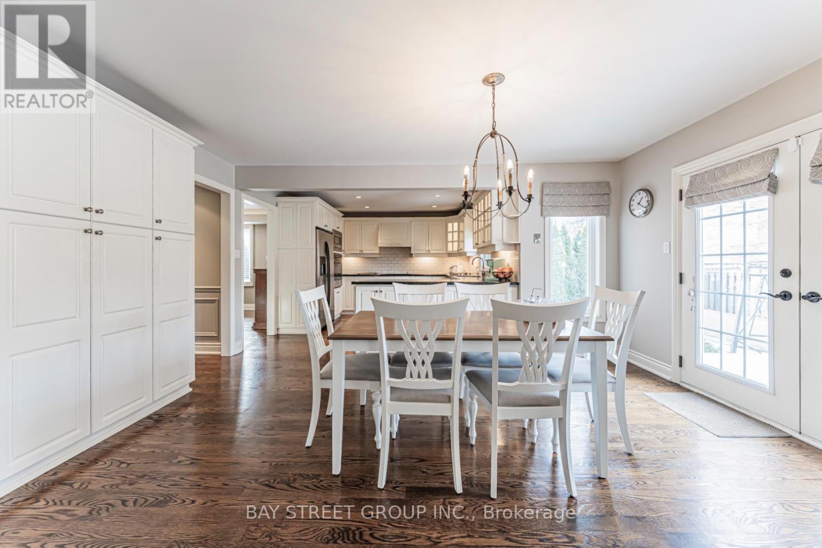 2191 Dunvegan Avenue, Oakville, Ontario  L6J 6P2 - Photo 15 - W12631912