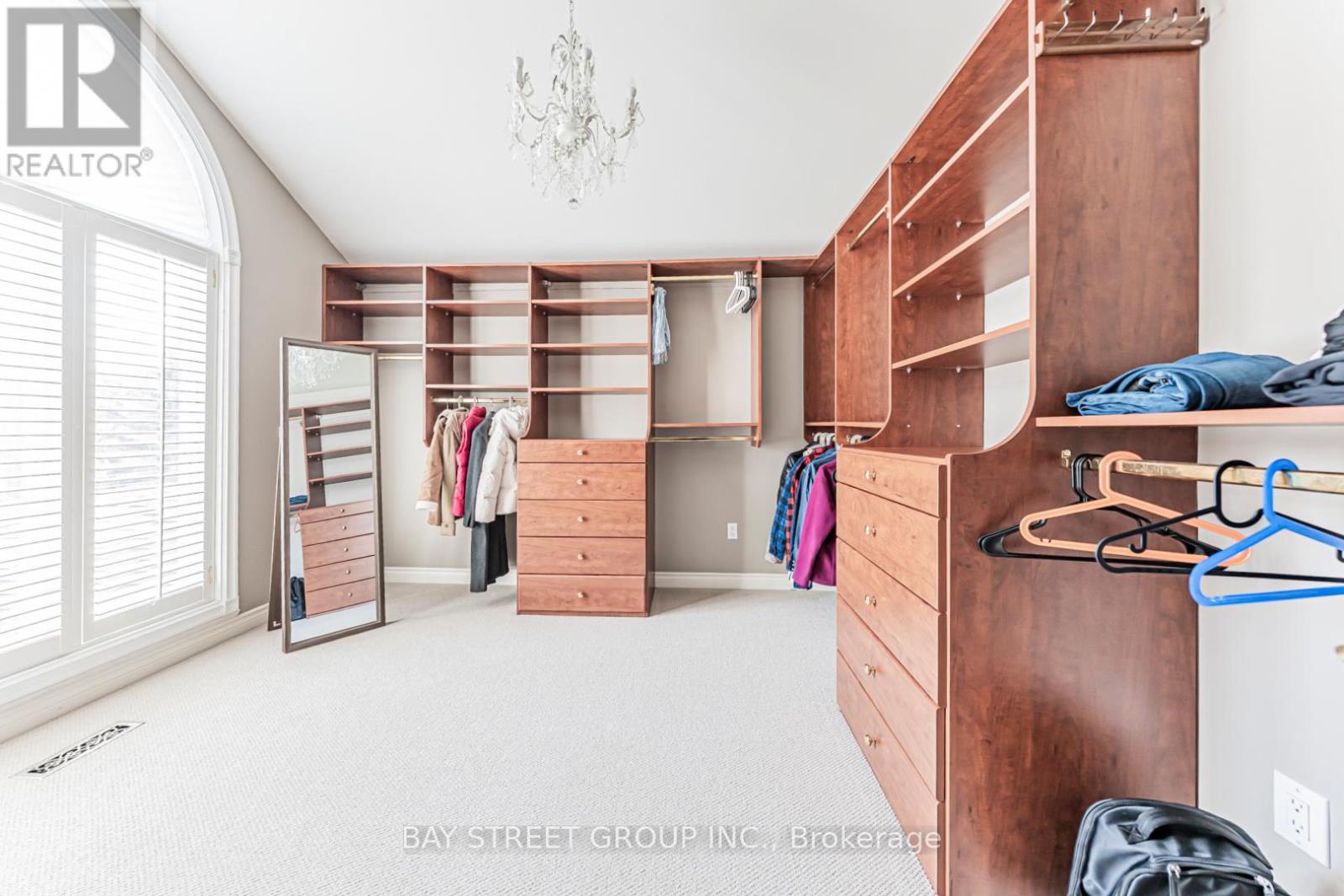 2191 Dunvegan Avenue, Oakville, Ontario  L6J 6P2 - Photo 30 - W12631912