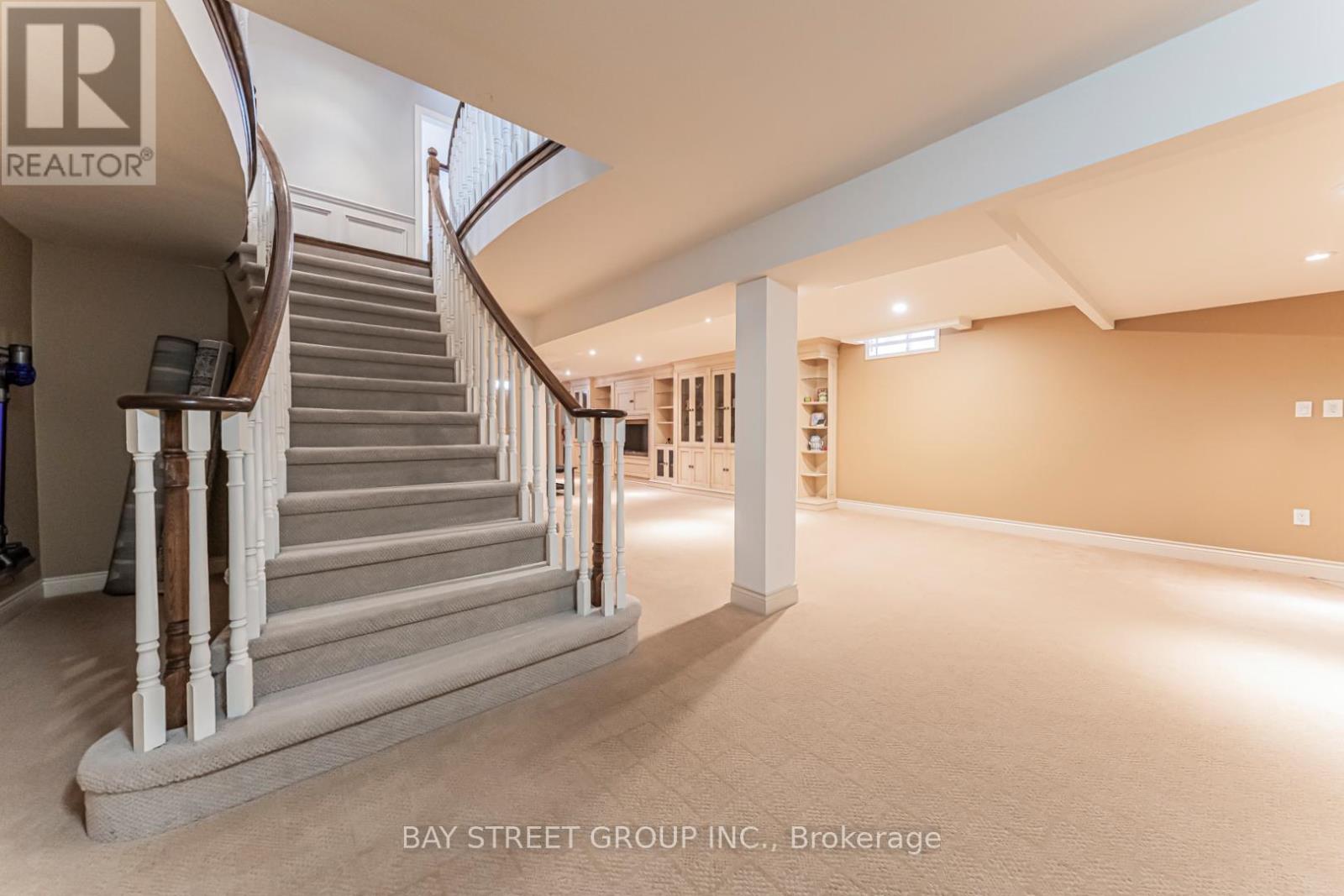 2191 Dunvegan Avenue, Oakville, Ontario  L6J 6P2 - Photo 41 - W12631912