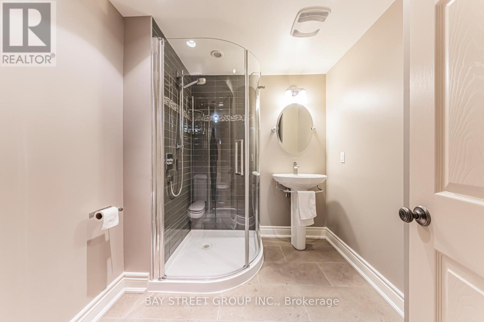 2191 Dunvegan Avenue, Oakville, Ontario  L6J 6P2 - Photo 47 - W12631912