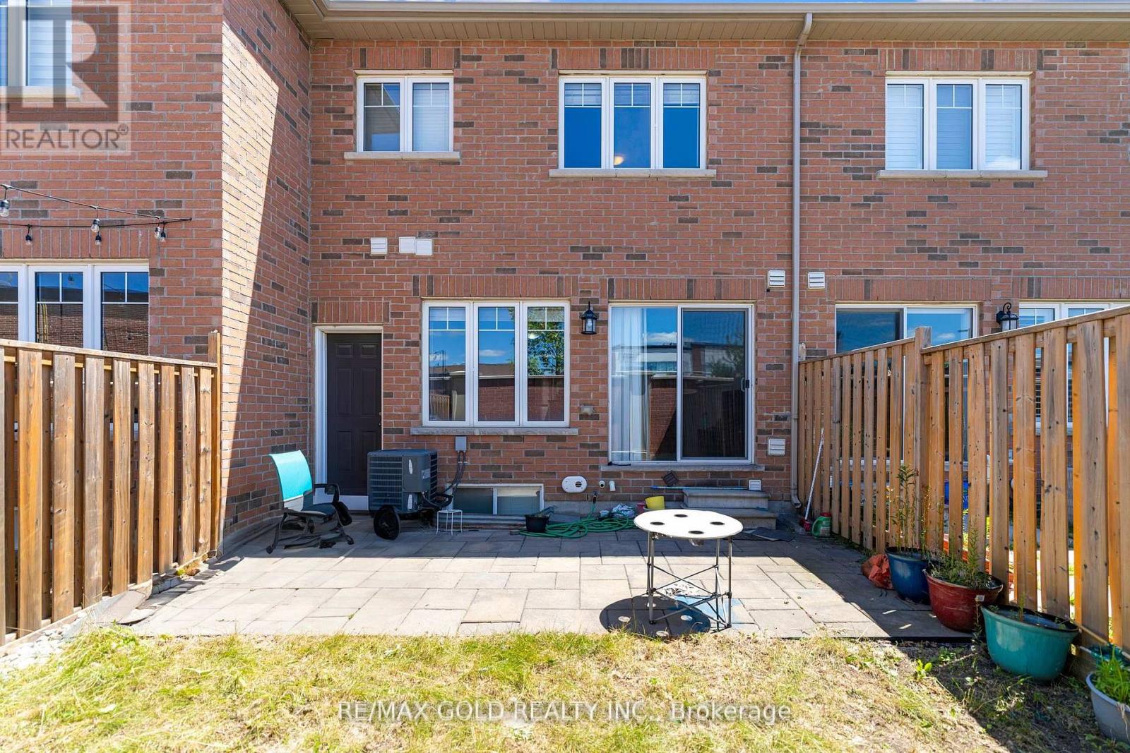 124 Baffin Crescent, Brampton, Ontario  L7A 0C7 - Photo 22 - W12631916