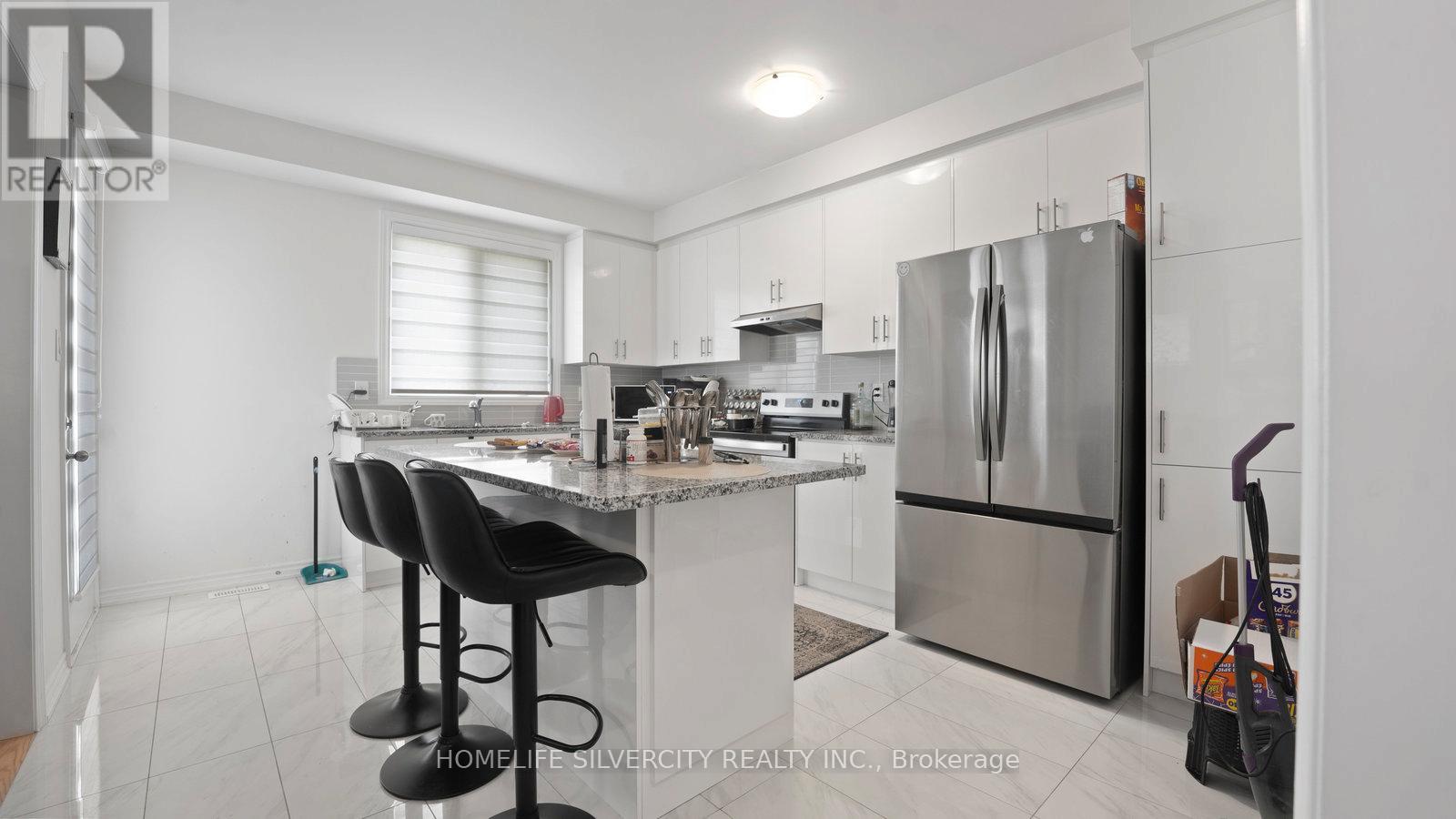 102 Strickland Avenue, Brantford, Ontario  N3T 0X9 - Photo 9 - X12631910