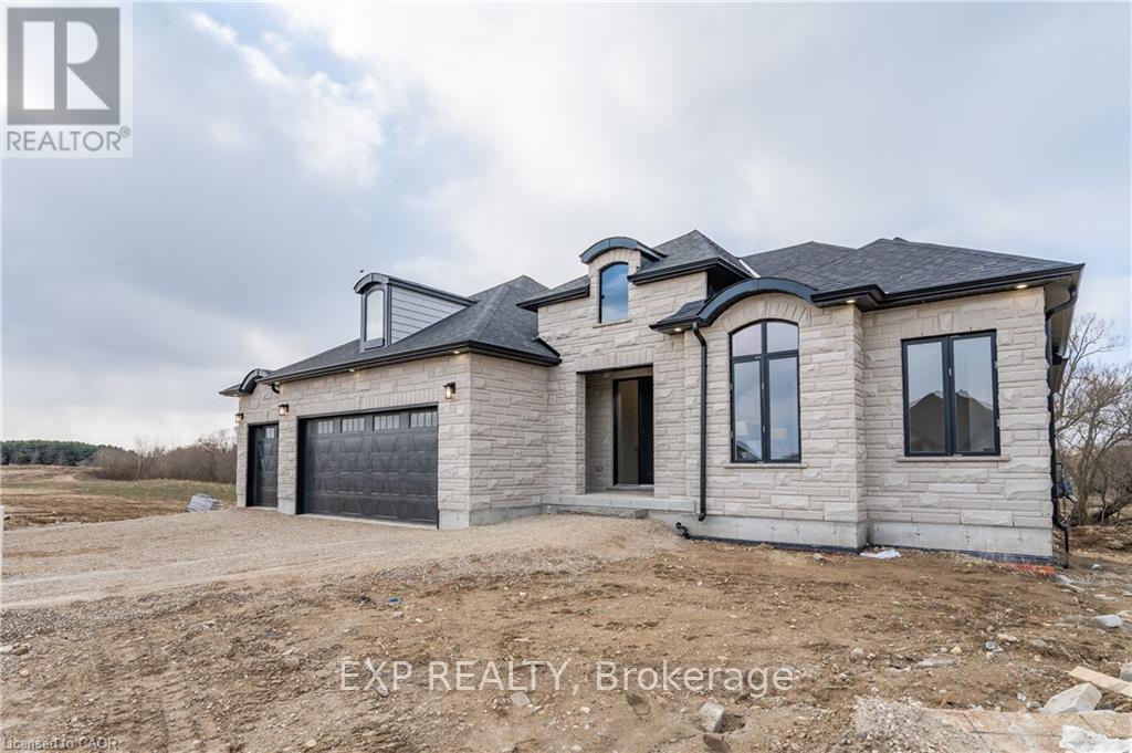 1050 Walton Avenue, North Perth, Ontario  N4W 3S2 - Photo 2 - X12631946