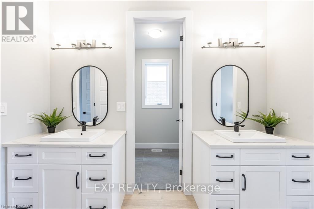 1050 Walton Avenue, North Perth, Ontario  N4W 3S2 - Photo 24 - X12631946