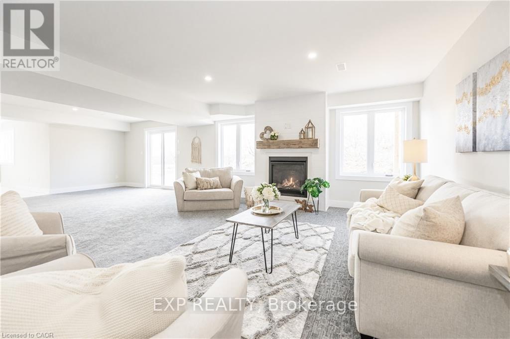 1050 Walton Avenue, North Perth, Ontario  N4W 3S2 - Photo 28 - X12631946