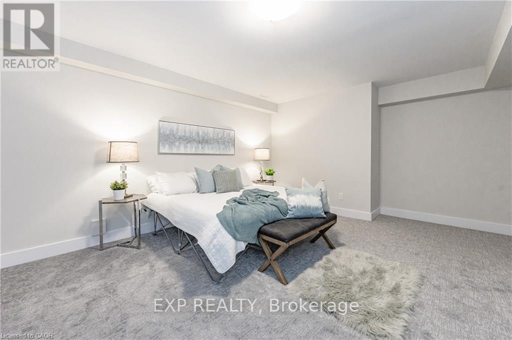 1050 Walton Avenue, North Perth, Ontario  N4W 3S2 - Photo 37 - X12631946