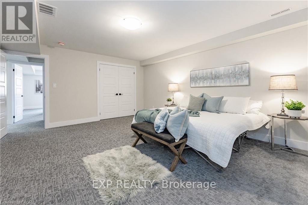 1050 Walton Avenue, North Perth, Ontario  N4W 3S2 - Photo 38 - X12631946