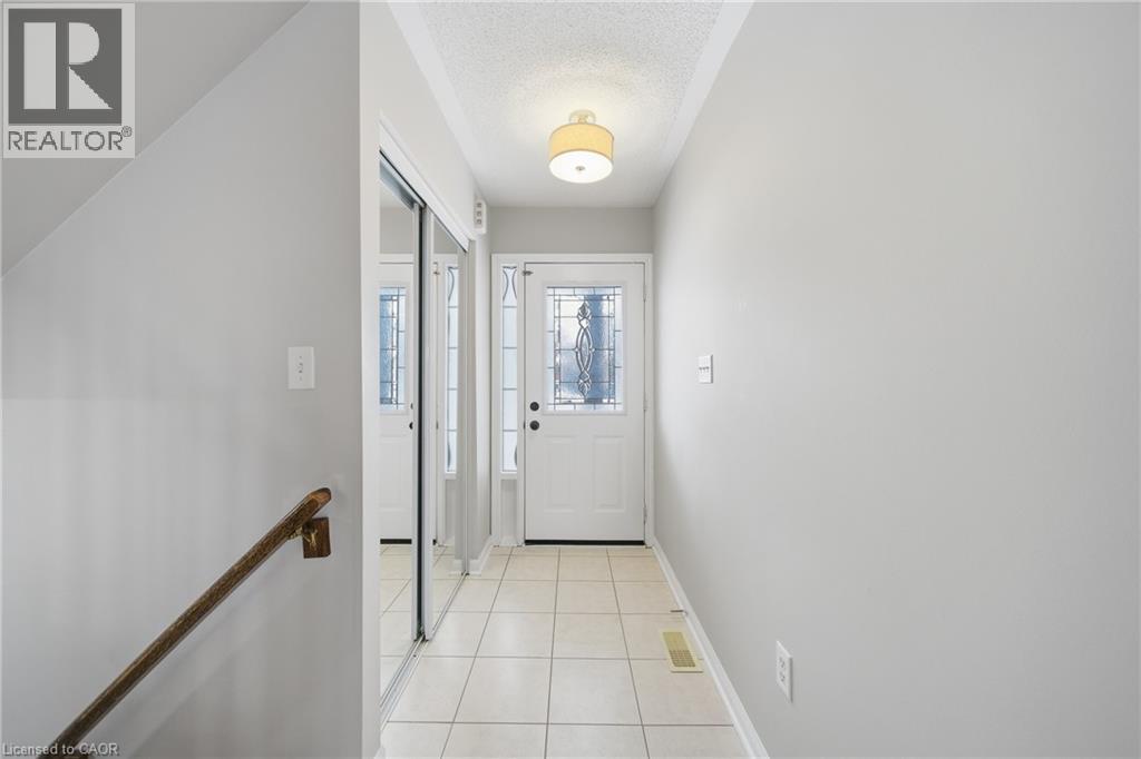 2466 Appalachain Drive, Oakville, Ontario  L6M 4S6 - Photo 6 - 40793582