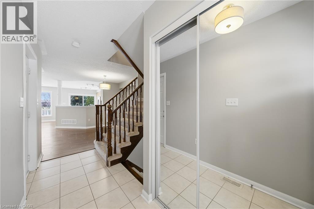 2466 Appalachain Drive, Oakville, Ontario  L6M 4S6 - Photo 7 - 40793582