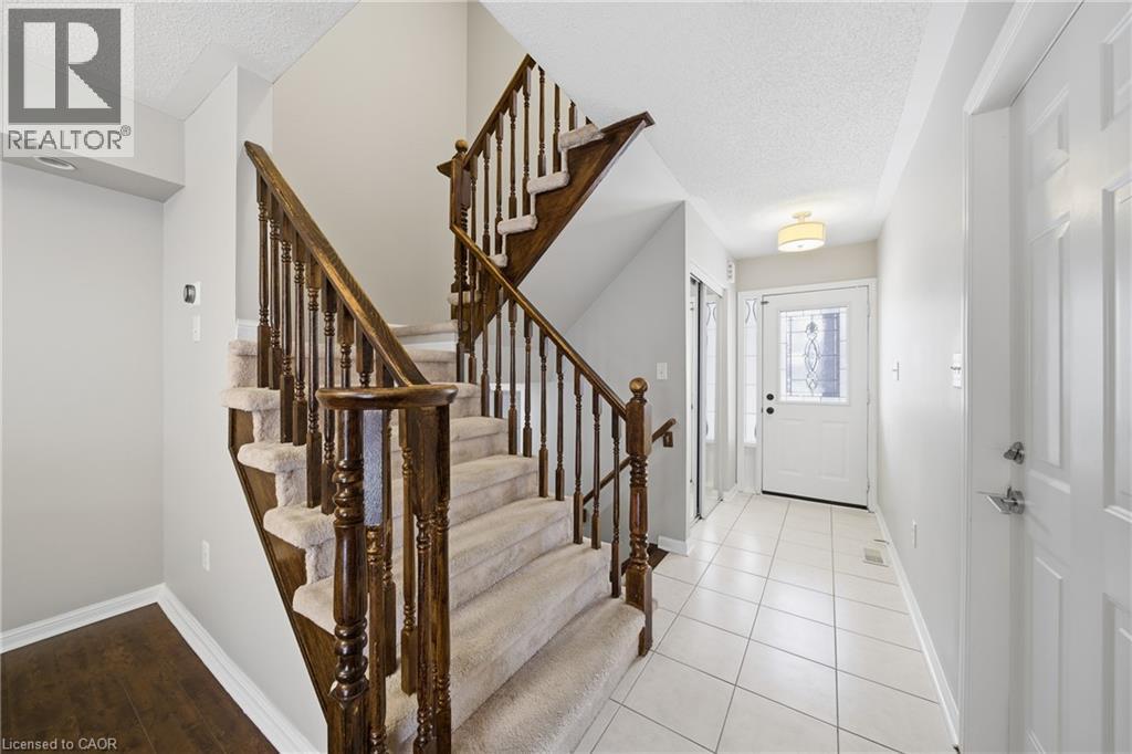 2466 Appalachain Drive, Oakville, Ontario  L6M 4S6 - Photo 5 - 40793582