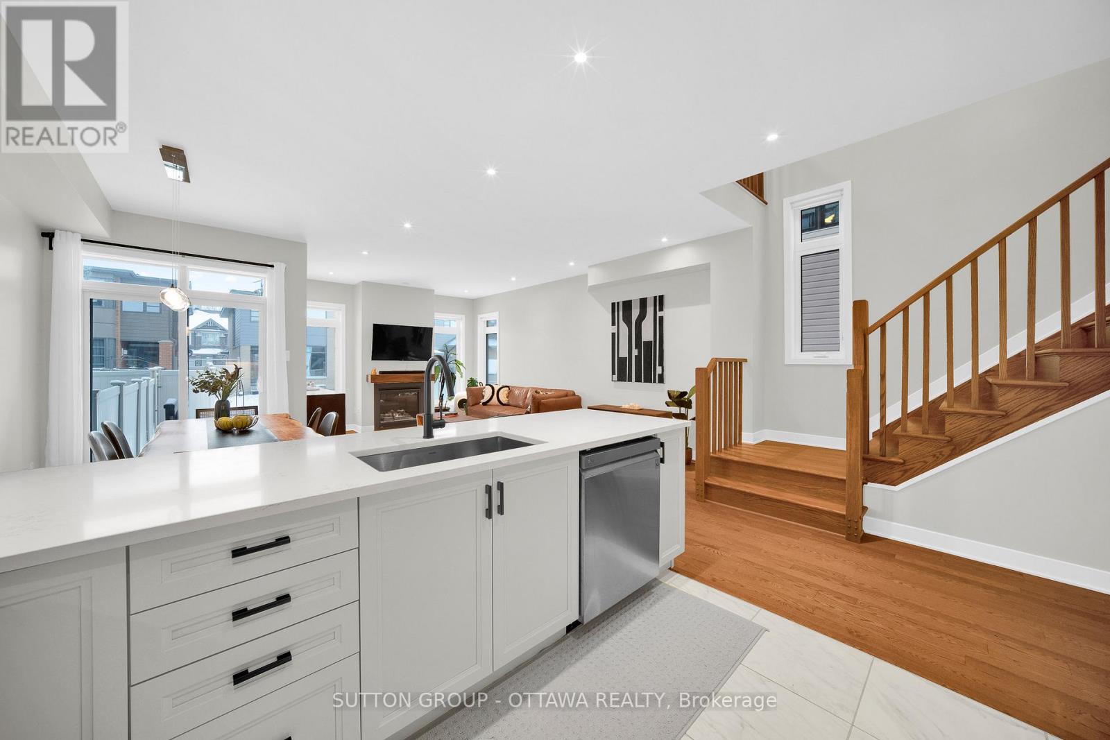 726 Octave Grove, Ottawa, Ontario  K1X 0C7 - Photo 14 - X12631966