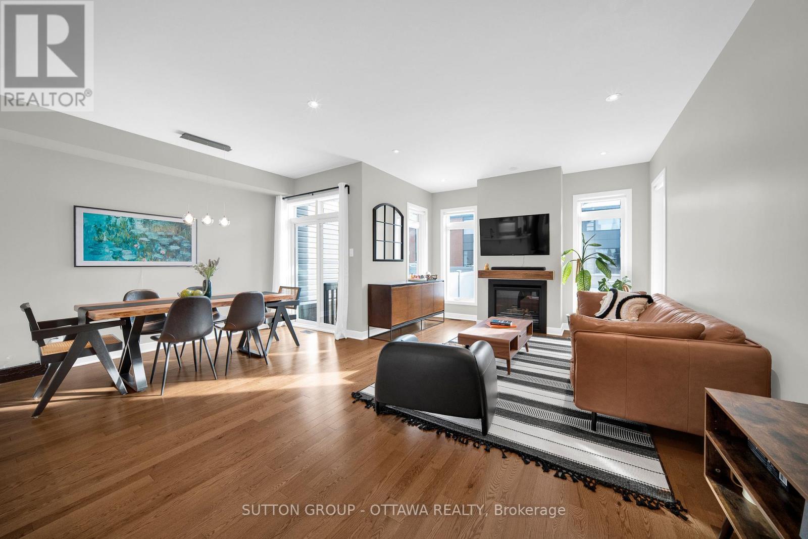 726 Octave Grove, Ottawa, Ontario  K1X 0C7 - Photo 5 - X12631966