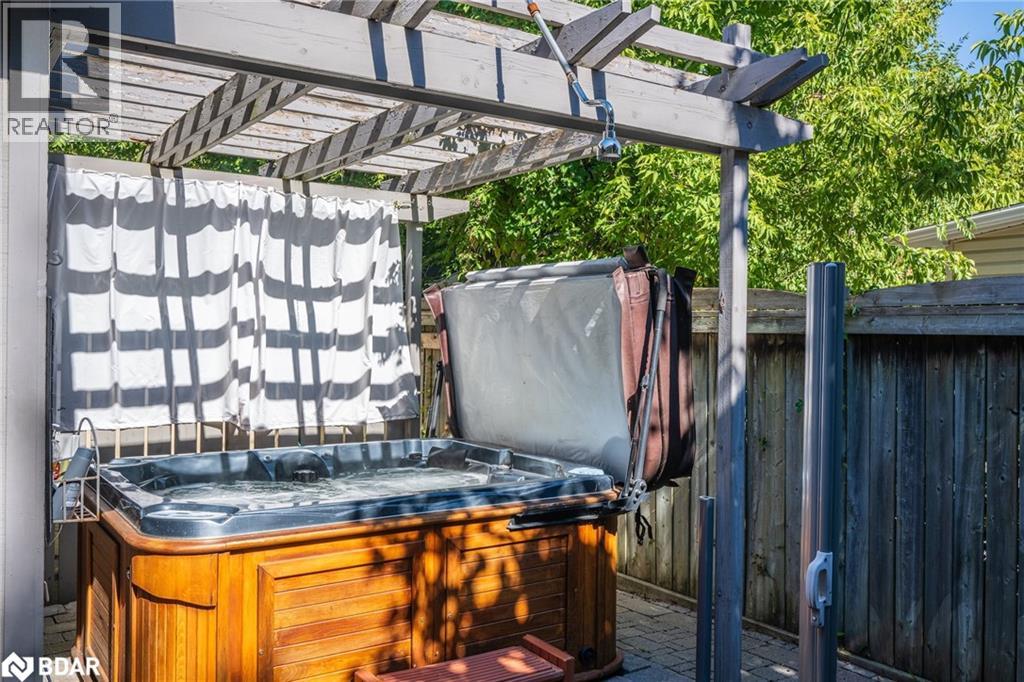 17 Frances Street N, Barrie, Ontario L4N 1Z3 - Photo 18 - 40779802