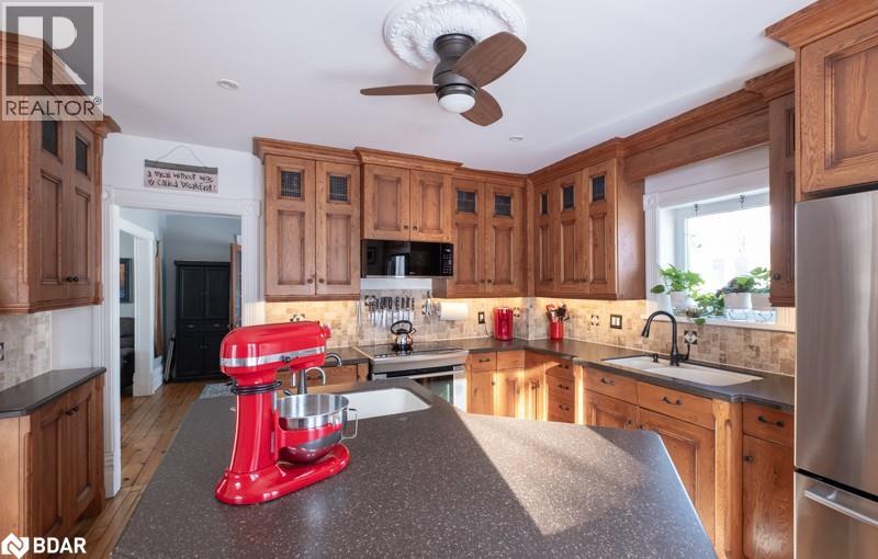 17 Frances Street N, Barrie, Ontario L4N 1Z3 - Photo 6 - 40779802