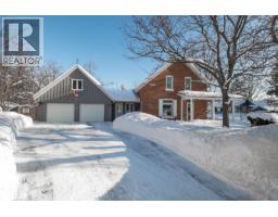 17 FRANCES Street N, Barrie, Ontario