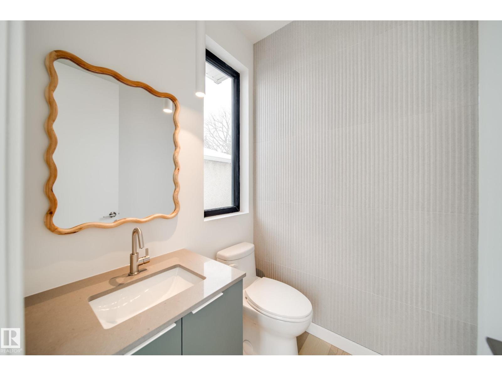 8522 80 Av Nw, Edmonton, Alberta  T6C 0W3 - Photo 16 - E4468104