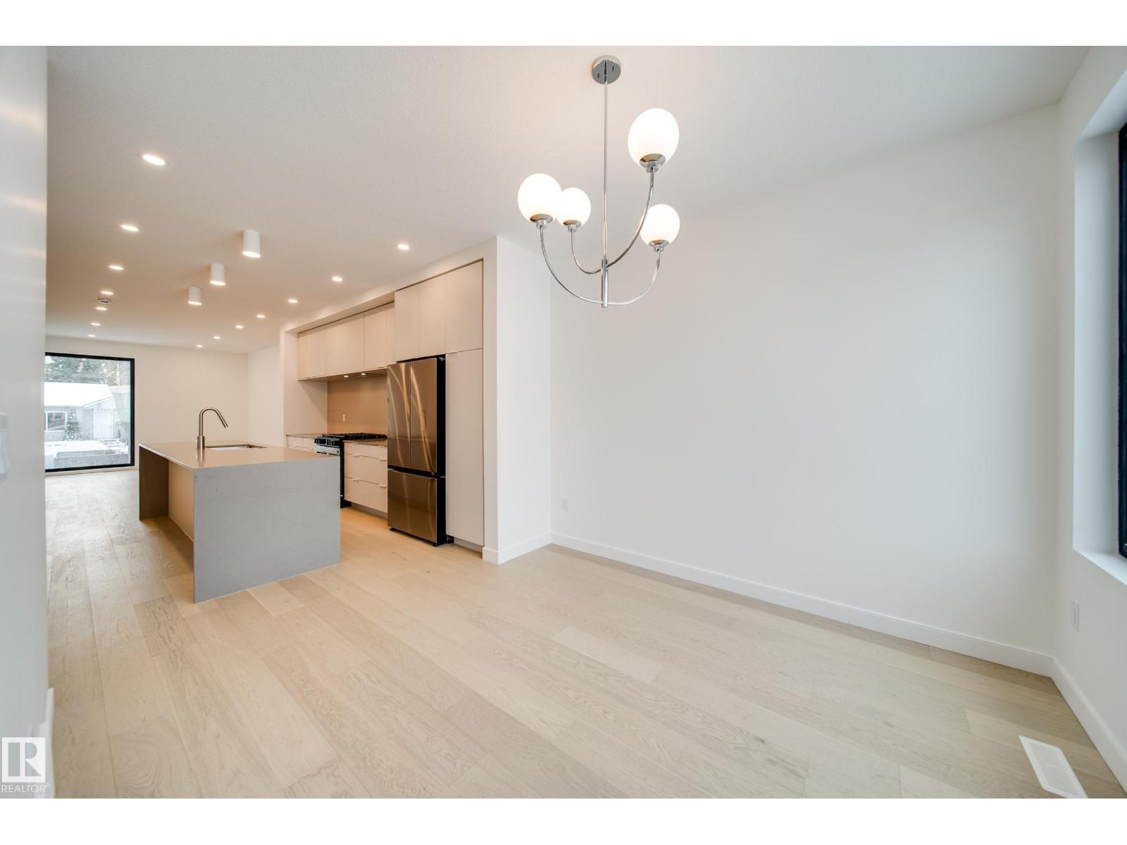 8522 80 Av Nw, Edmonton, Alberta  T6C 0W3 - Photo 17 - E4468104