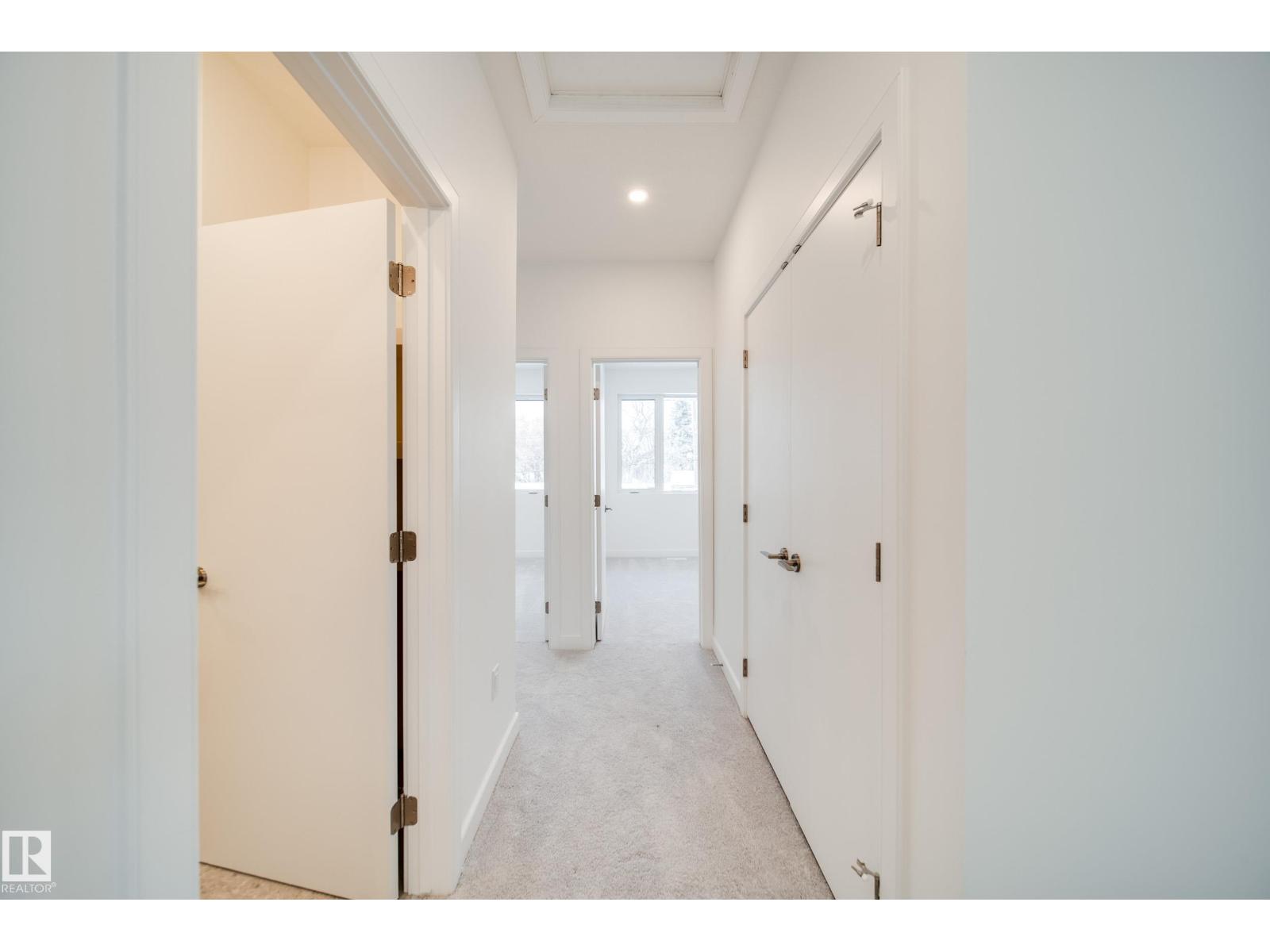 8522 80 Av Nw, Edmonton, Alberta  T6C 0W3 - Photo 21 - E4468104