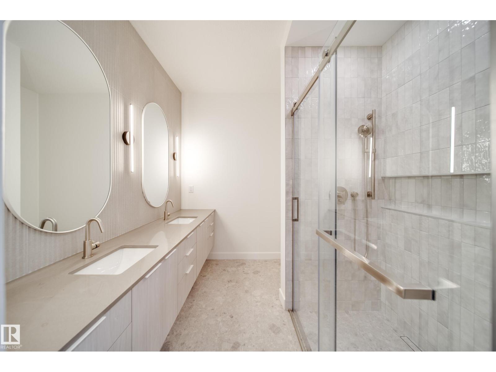 8522 80 Av Nw, Edmonton, Alberta  T6C 0W3 - Photo 32 - E4468104