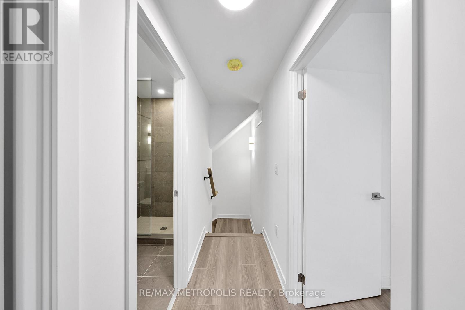 208 - 65 Curlew Drive, Toronto, Ontario  M3A 2P8 - Photo 21 - C12631980