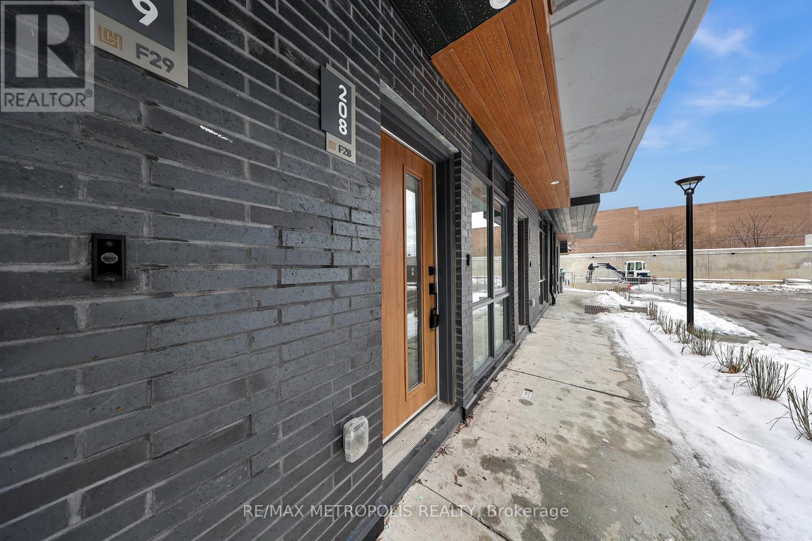 208 - 65 Curlew Drive, Toronto, Ontario  M3A 2P8 - Photo 4 - C12631980