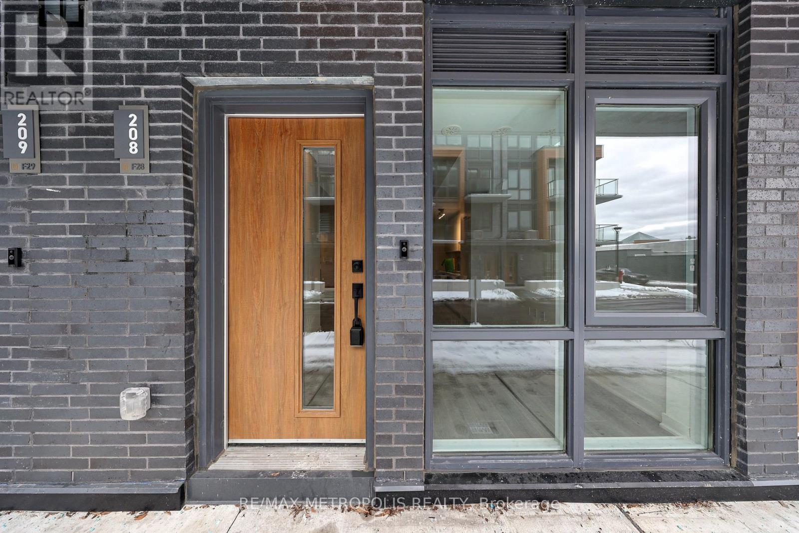 208 - 65 Curlew Drive, Toronto, Ontario  M3A 2P8 - Photo 5 - C12631980