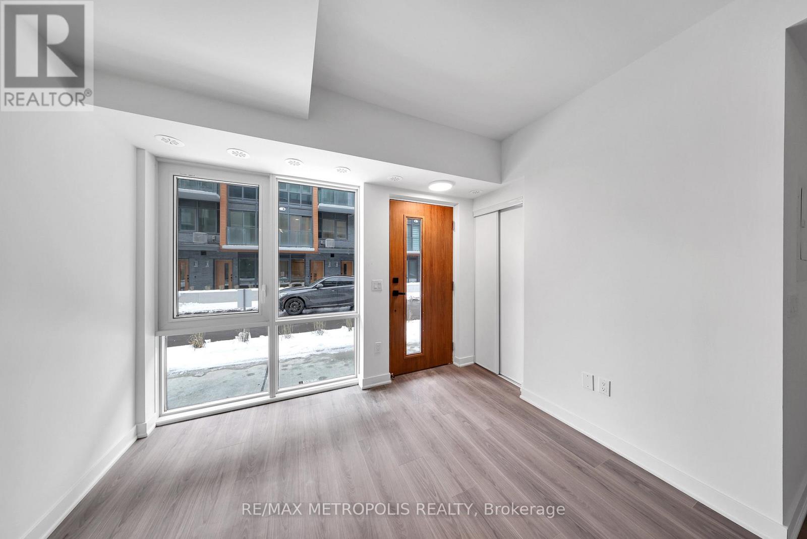 208 - 65 Curlew Drive, Toronto, Ontario  M3A 2P8 - Photo 7 - C12631980