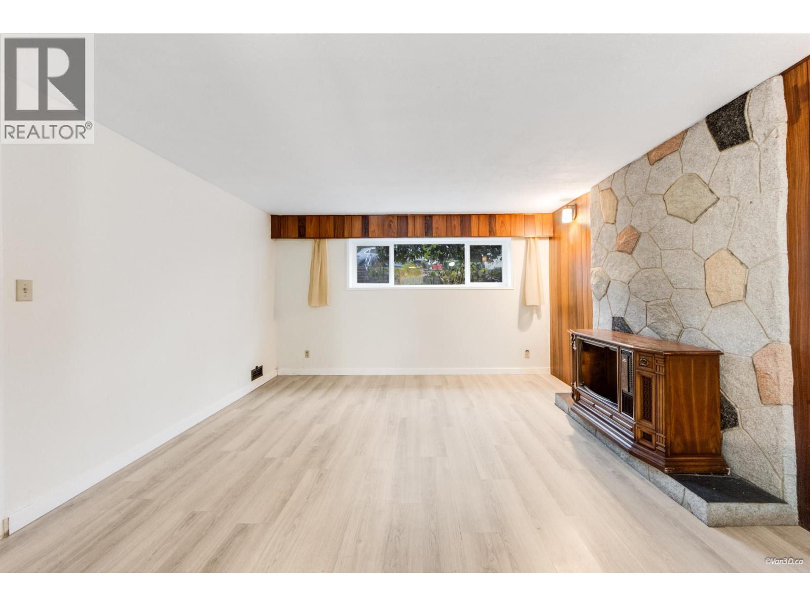 10 N Stratford Avenue, Burnaby, British Columbia  V5B 1K9 - Photo 26 - R3072998