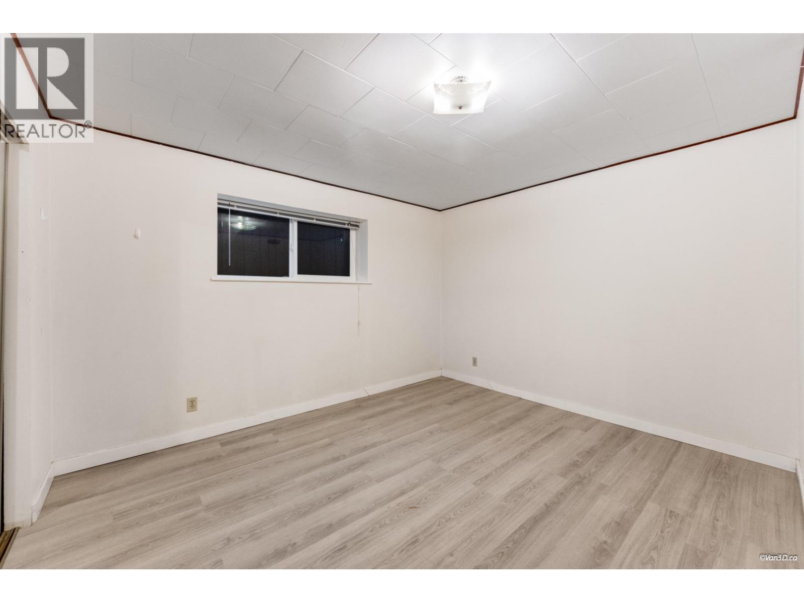 10 N Stratford Avenue, Burnaby, British Columbia  V5B 1K9 - Photo 30 - R3072998