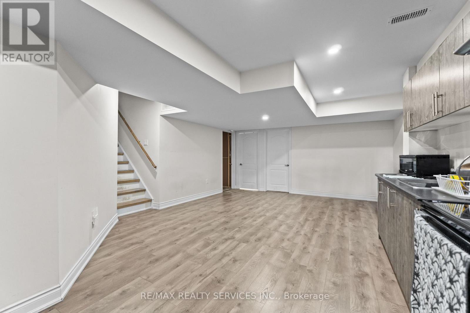 13 Fenchurch Drive, Brampton, Ontario  L7A 4G5 - Photo 41 - W12630818