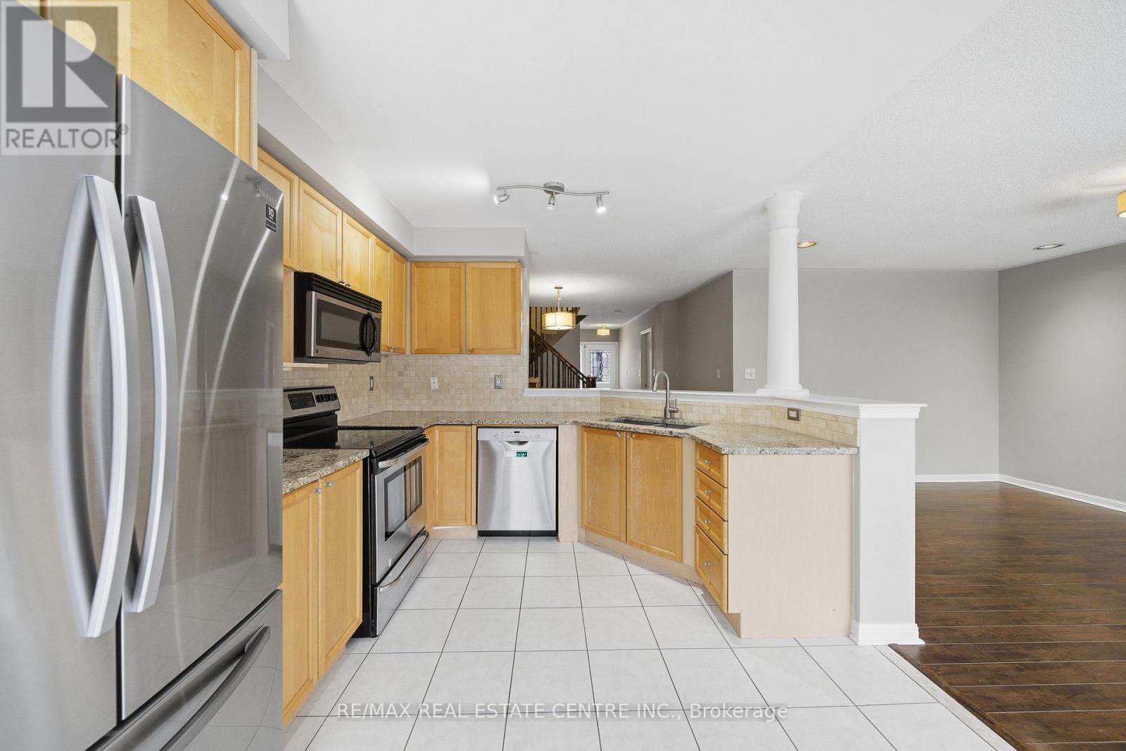 2466 Appalachain Drive, Oakville (Wm Westmount), Ontario  L6M 4S6 - Photo 20 - W12628324