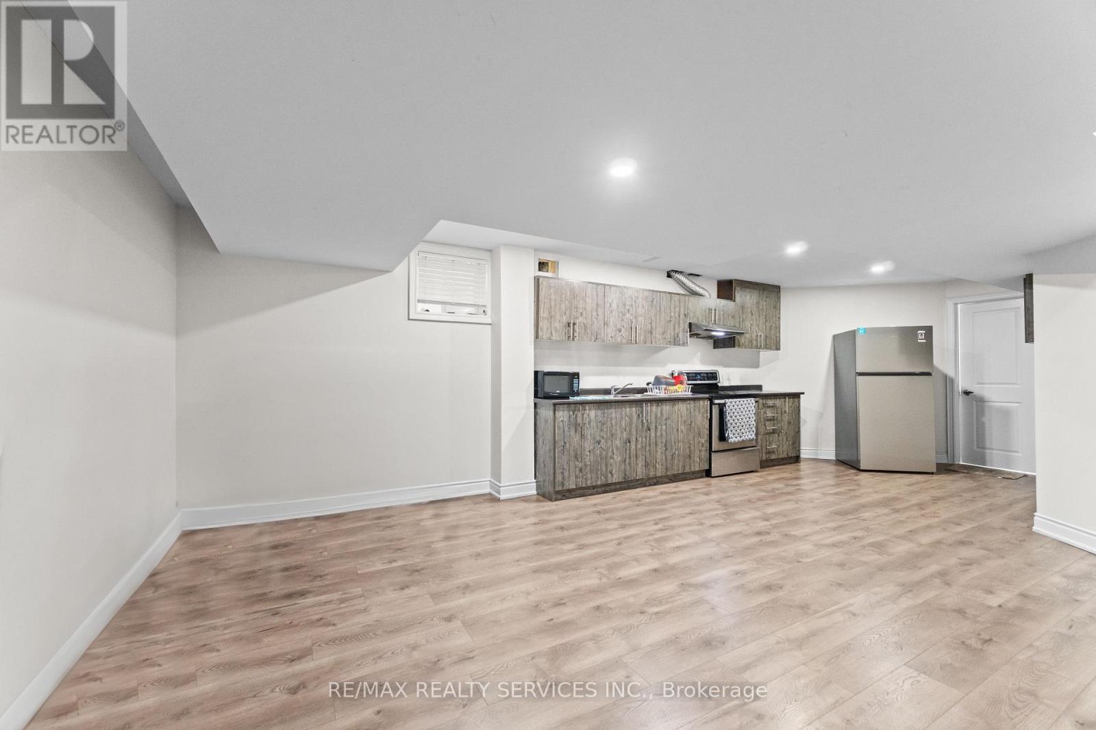 13 Fenchurch Drive, Brampton, Ontario  L7A 4G5 - Photo 40 - W12630818