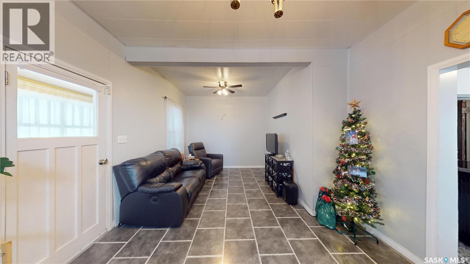 416 T Avenue S, Saskatoon, Saskatchewan  S7M 3B2 - Photo 4 - SK025603