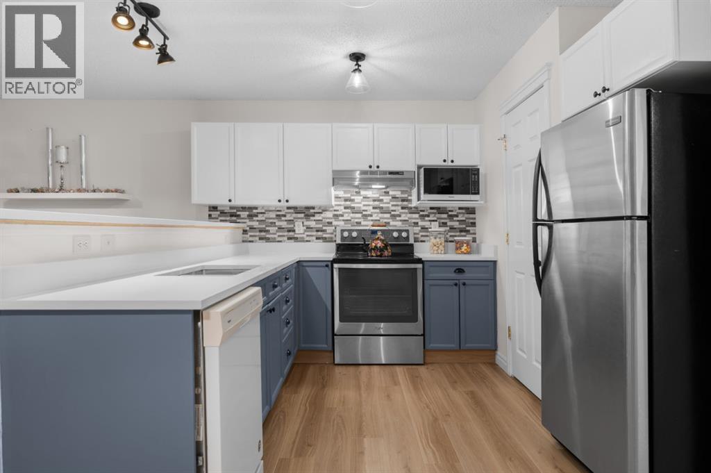 89 Crystalridge Close, Okotoks, Alberta  T1S 1W5 - Photo 8 - A2271460