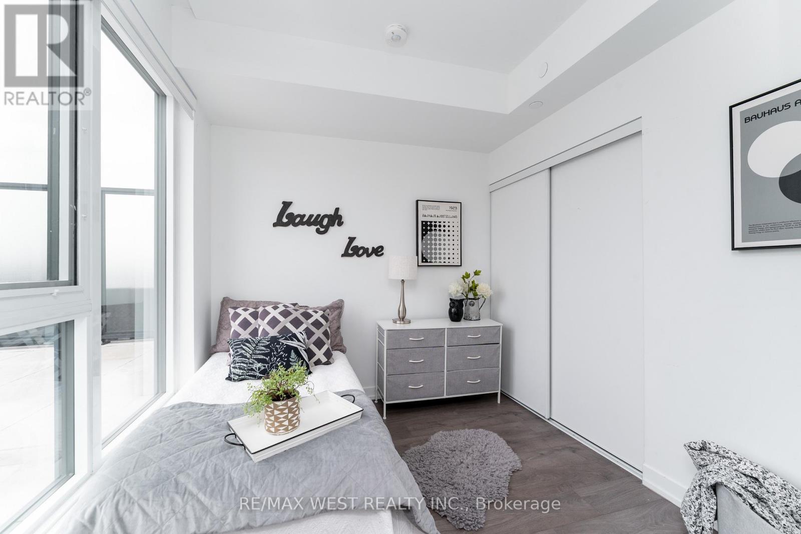 1207 - 270 Dufferin Street W, Toronto, Ontario  M6K 0H8 - Photo 19 - W12631972