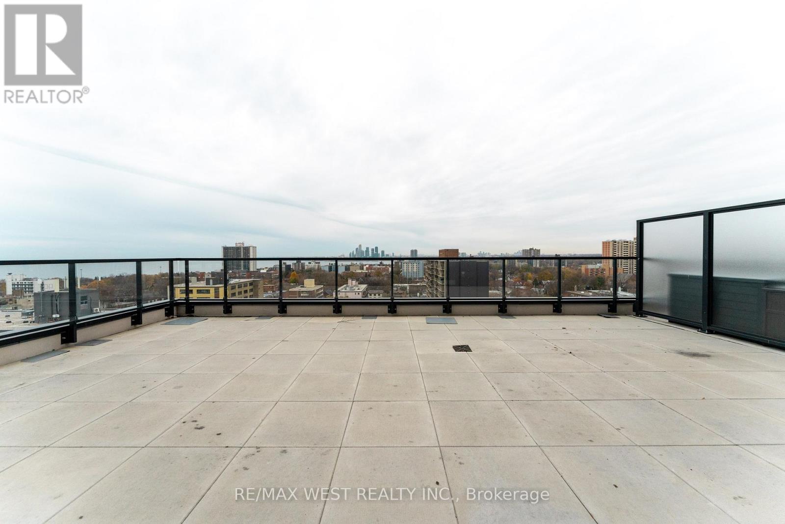 1207 - 270 Dufferin Street W, Toronto, Ontario  M6K 0H8 - Photo 29 - W12631972