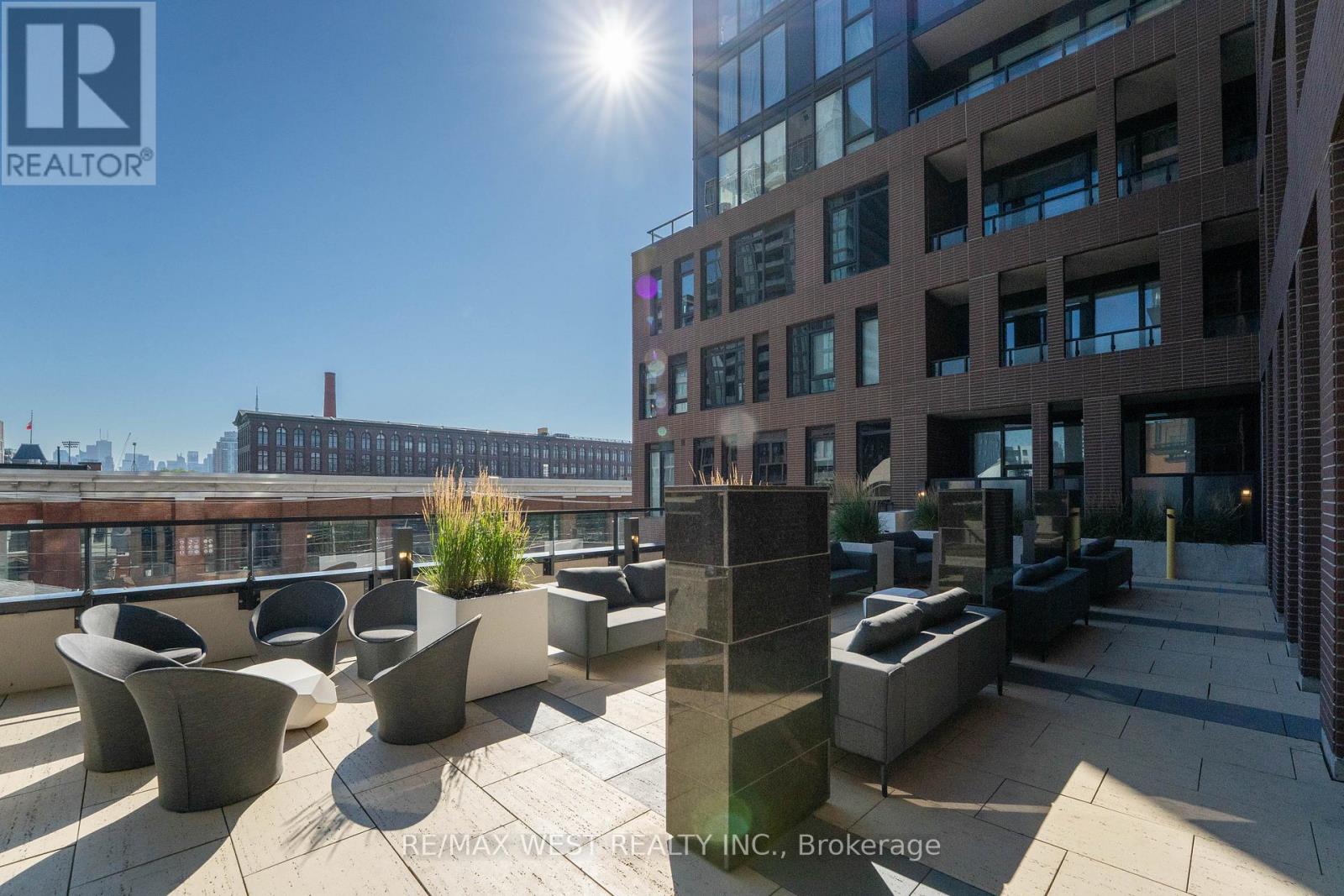 1207 - 270 Dufferin Street W, Toronto, Ontario  M6K 0H8 - Photo 31 - W12631972