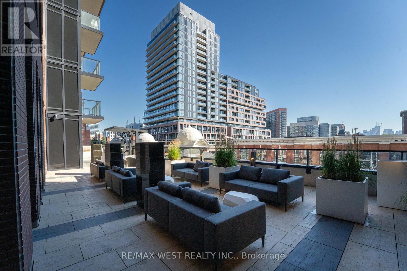 1207 - 270 Dufferin Street W, Toronto, Ontario  M6K 0H8 - Photo 32 - W12631972