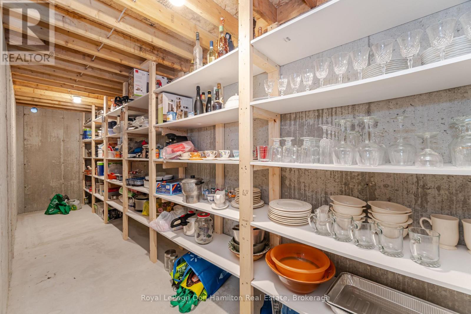 450 Rogers Road, North Perth, Ontario N4W 1H2 - Photo 39 - X12632002