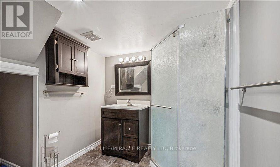 570 Victoria Street S, Kitchener, Ontario  N2M 3A8 - Photo 19 - X12631990