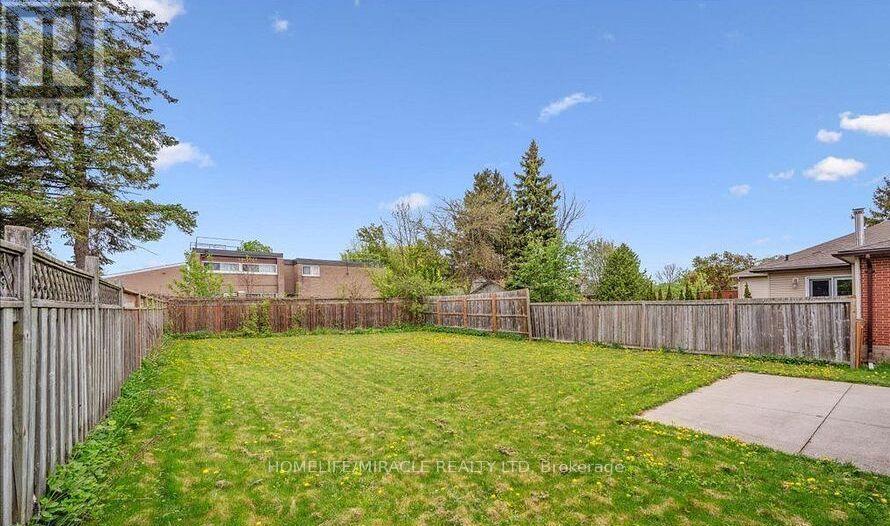 570 Victoria Street S, Kitchener, Ontario  N2M 3A8 - Photo 23 - X12631990